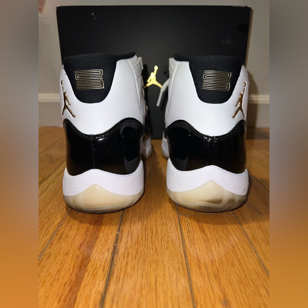 Jordan 11 retro “Gratitude” 10.5m